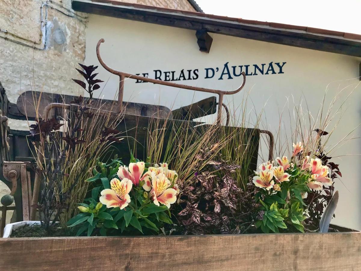 مبيت وإفطار Aulnay  Le Relais D'Aulnay المظهر الخارجي الصورة